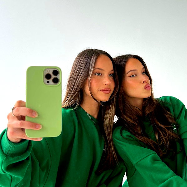 olivia.mathers instagram image archive image