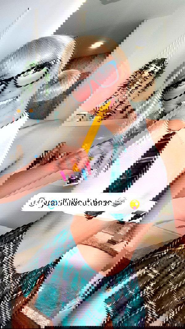 itsmiawaifuu itsmiawaifuu archive image