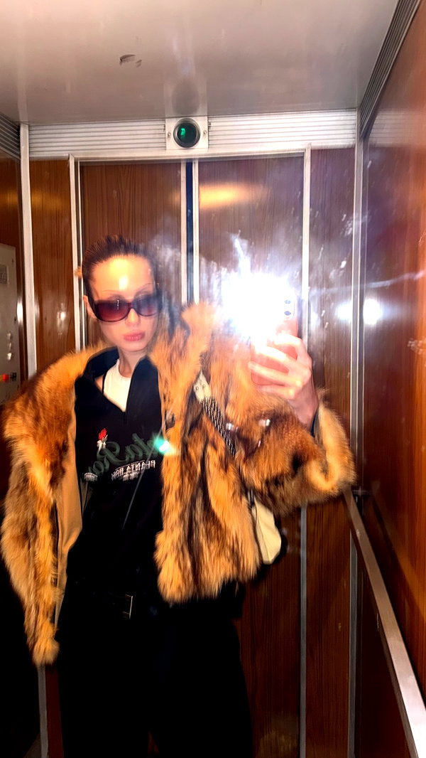 kkwwwv instagram image archive image