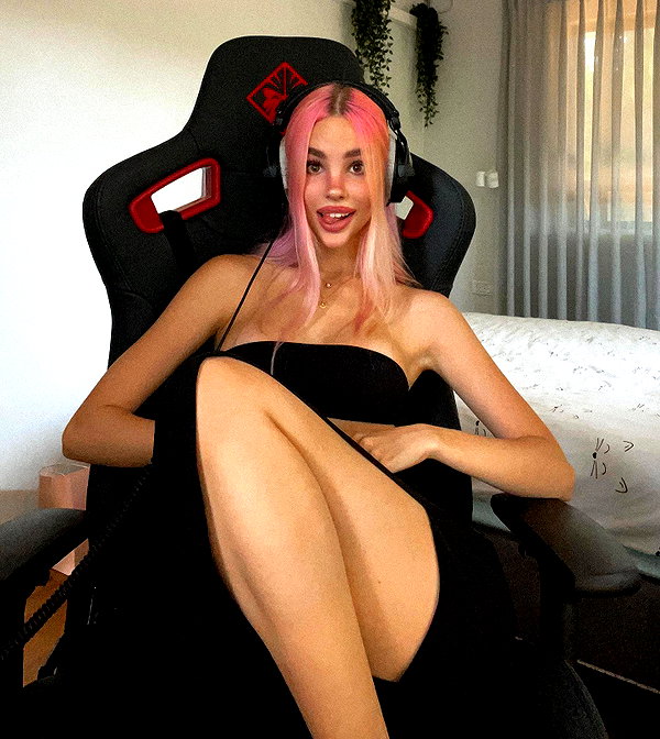 maria_domark instagram image archive image
