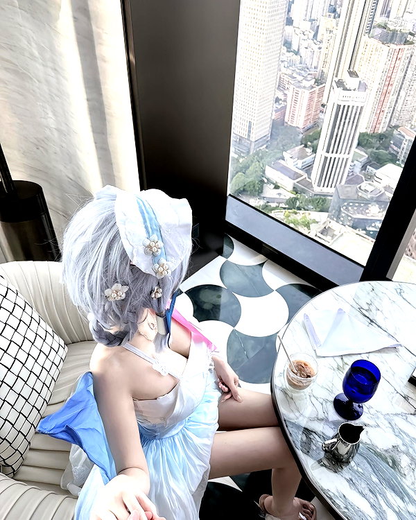 gallery_cosplayer instagram image archive image