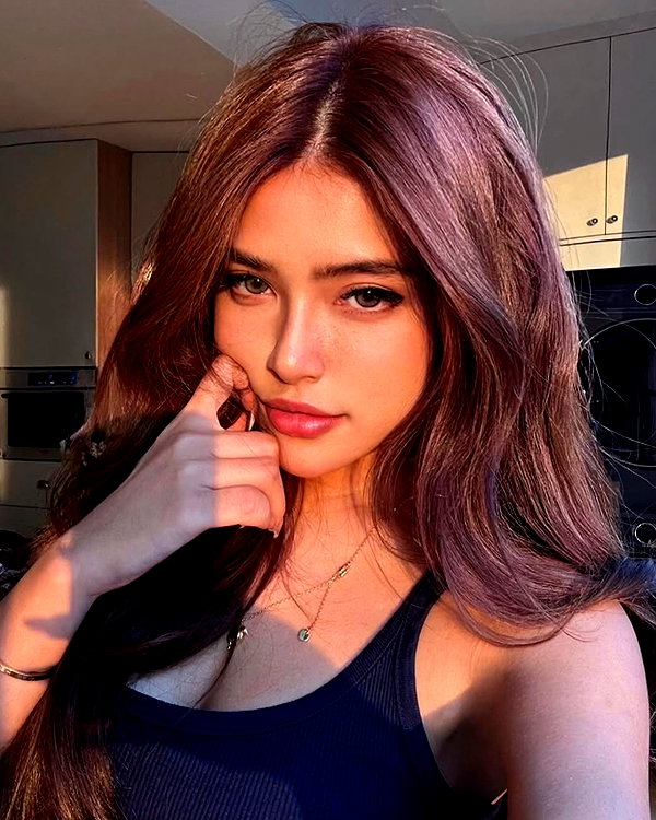 baddiesessence instagram image archive image