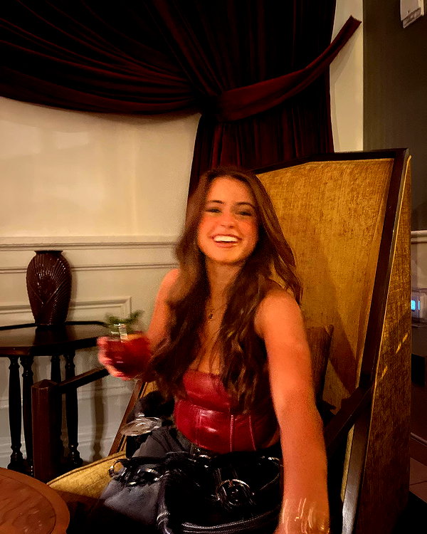 isabella.lauren instagram image archive image