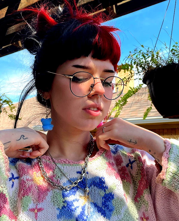 yeahimcaroline instagram image archive image