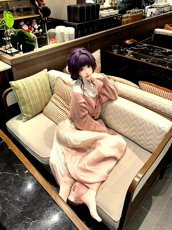 gallery_cosplayer instagram image archive image