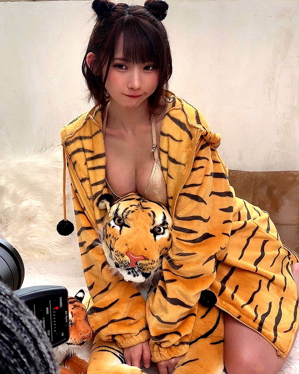 enakorin instagram image archive image