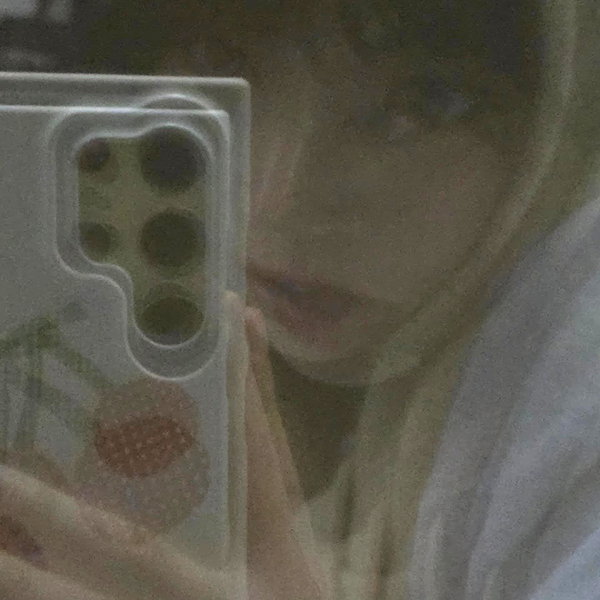 hhh.e_c.v instagram image archive image