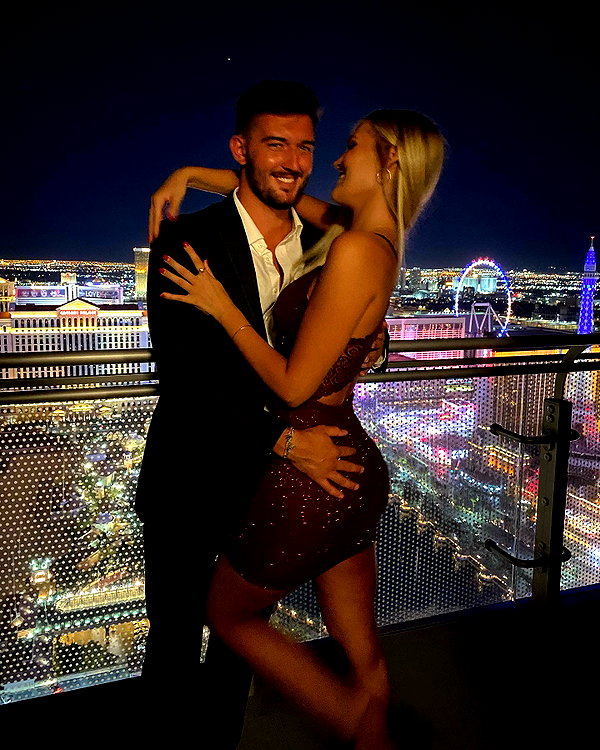 allie_dunn instagram image archive image