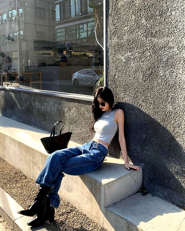 daxbin instagram image archive image