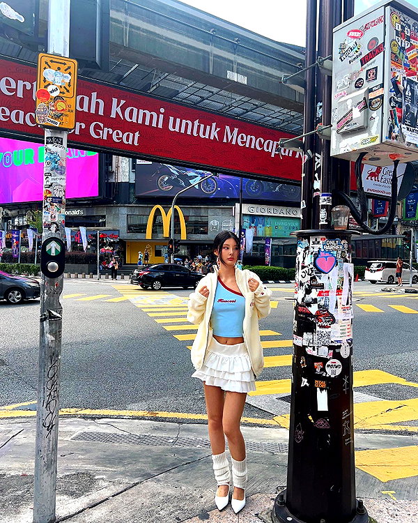 ll.lu1s instagram image archive image