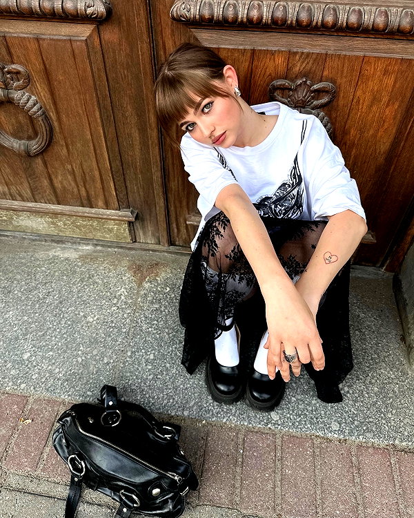 gritsa.k instagram image archive image