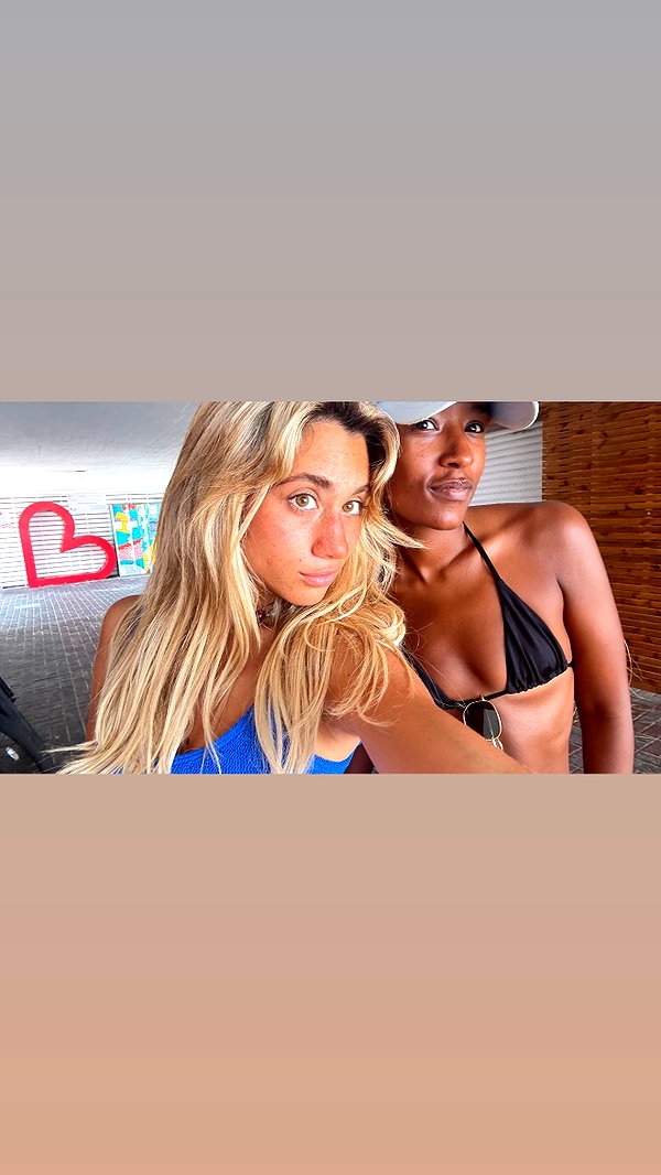 Archived image from @refaella_twina on Instagram