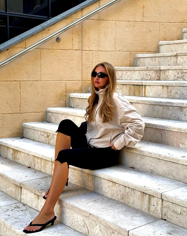Archived image from @edenharper on Instagram