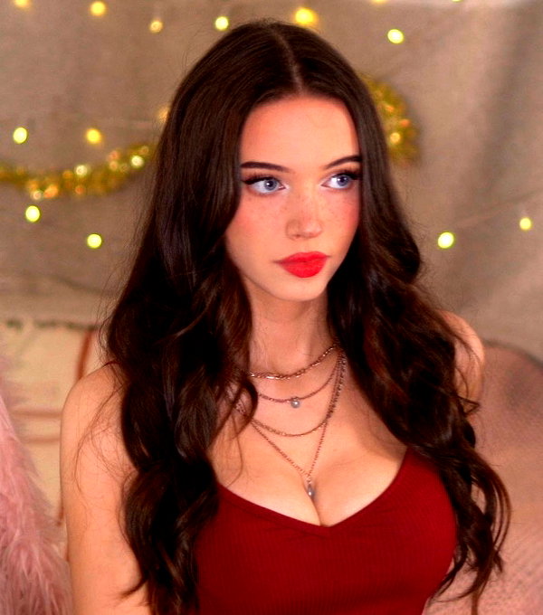 lydiavioletofficial instagram image archive image