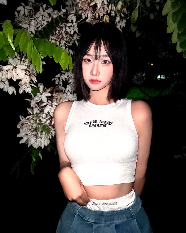 lai_931201 instagram image archive image