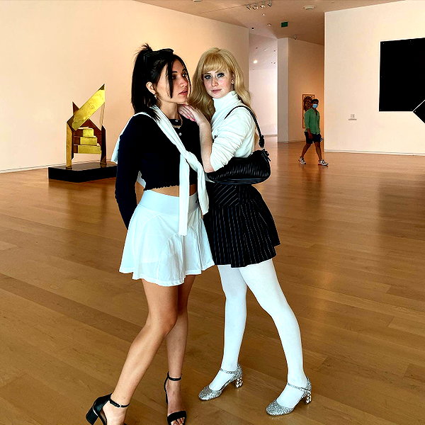 romi_henenson instagram image archive image