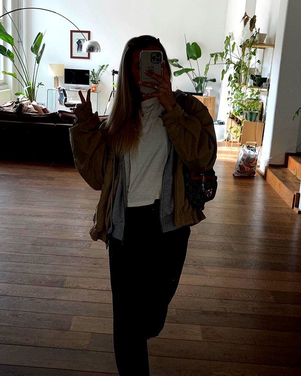lilih instagram image archive image