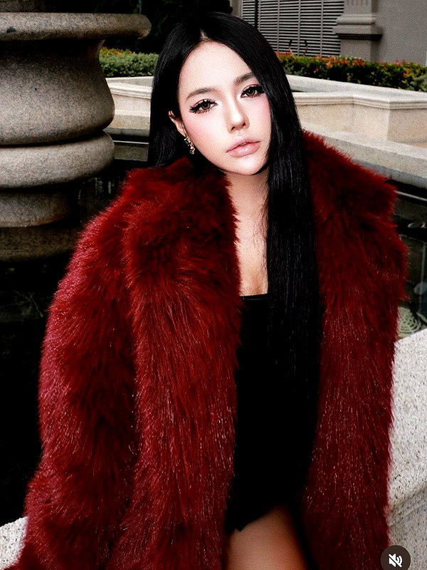 lyhythuedoxinh instagram image archive image