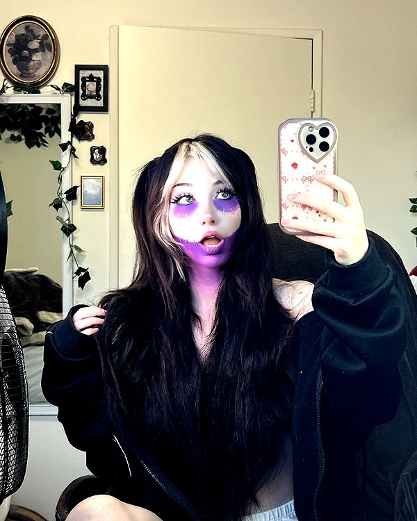 danielle.mercedie instagram image archive image