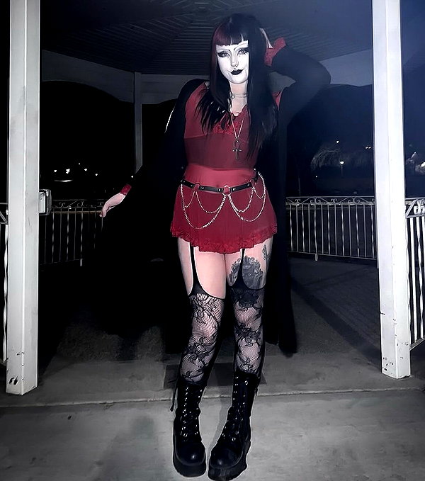 kittenfangsxx instagram image archive image