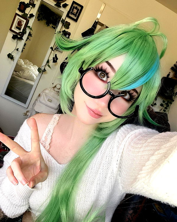 danielle.mercedie instagram image archive image