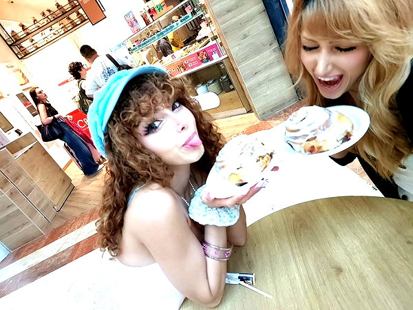 Archived image from @piyokoblog on Instagram