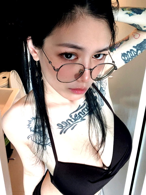 wannabeyourbabygirl wannabeyourbabygirl archive image