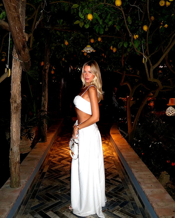 sophiebatzloff instagram image archive image