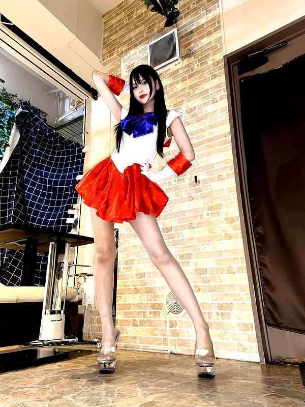 yamikumo_leisa instagram image archive image