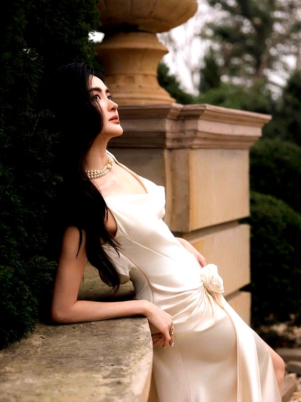 lyhythuedoxinh instagram image archive image