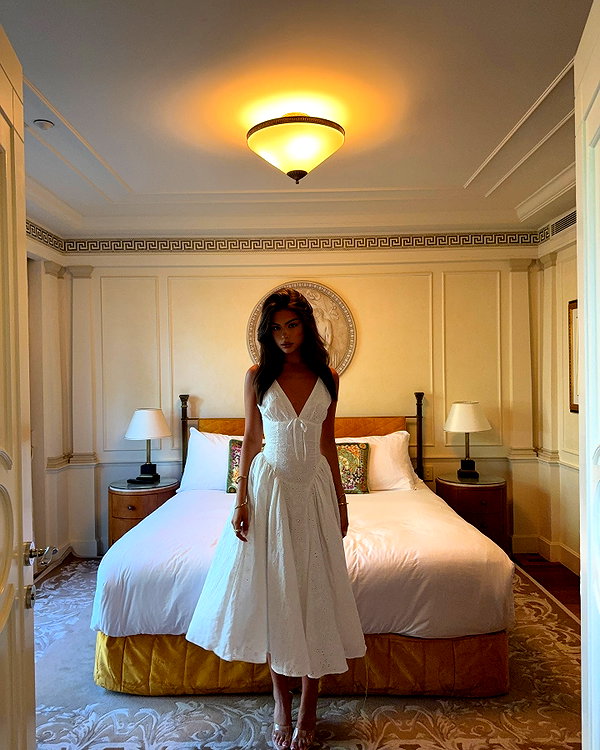 oliviaphillipps instagram image archive image