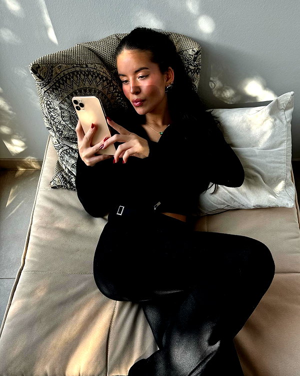 zoeliss instagram image archive image