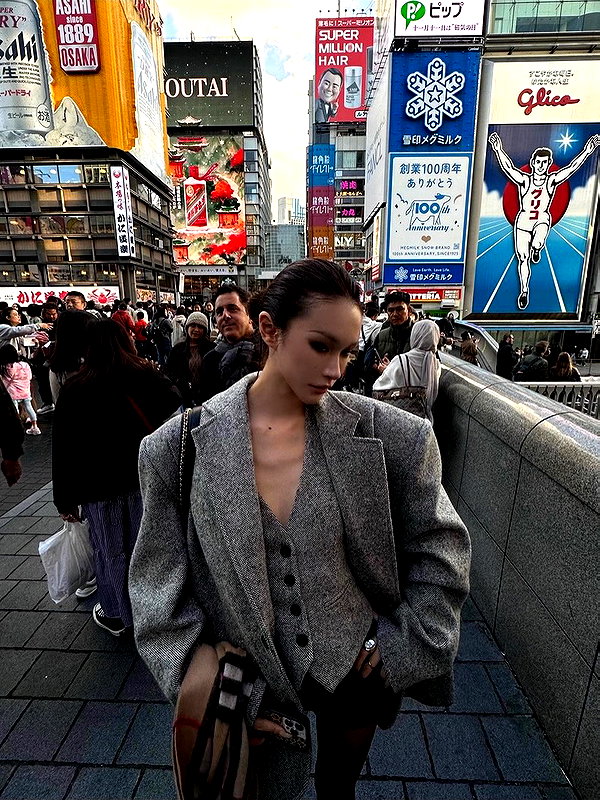 fair_mua instagram image archive image