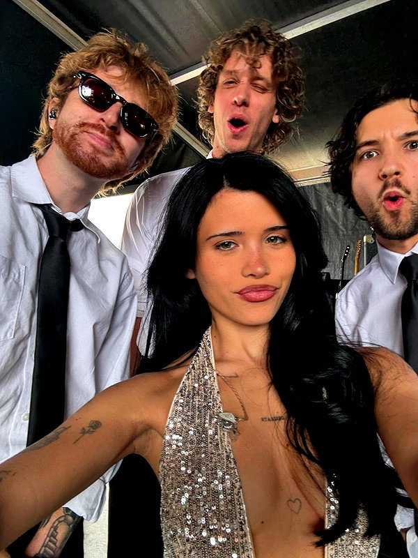 nessabarrett instagram image archive image