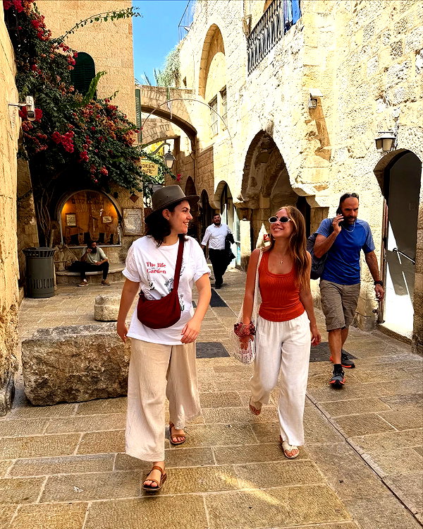 roni_ackerman instagram image archive image