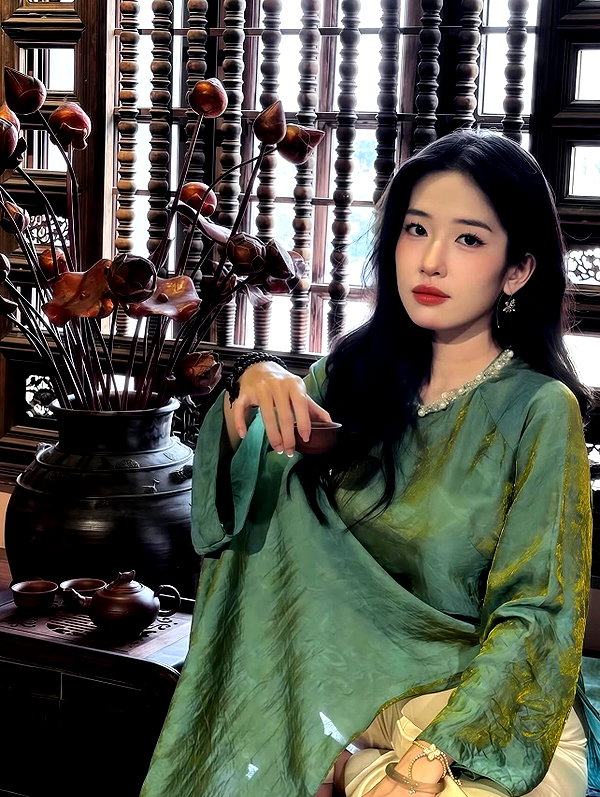 lyhythuedoxinh instagram image archive image