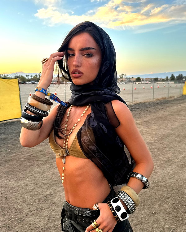 ellachristo instagram image archive image