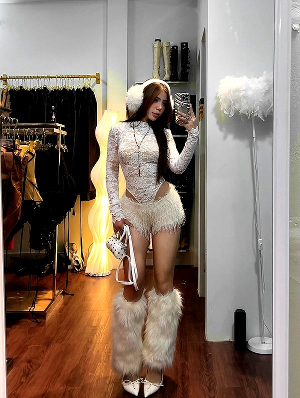 lyhythuedoxinh instagram image archive image