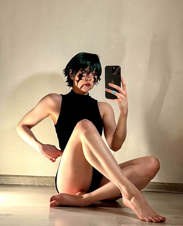 zira_merz instagram image archive image