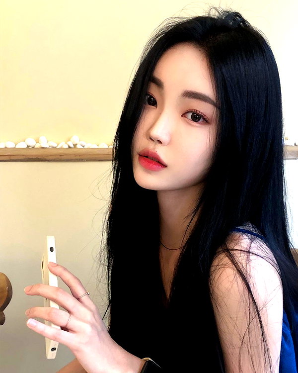 daxbin instagram image archive image
