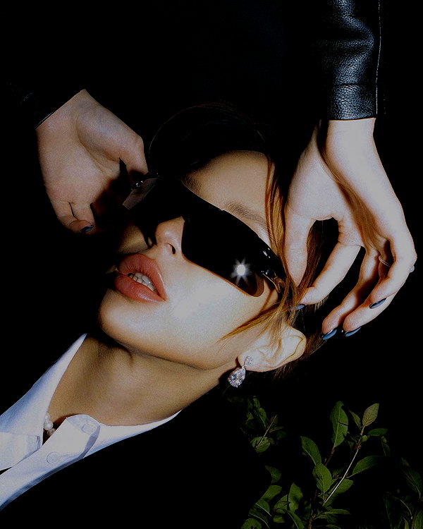 kkwwwv instagram image archive image