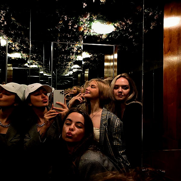 veroni22ka instagram image archive image