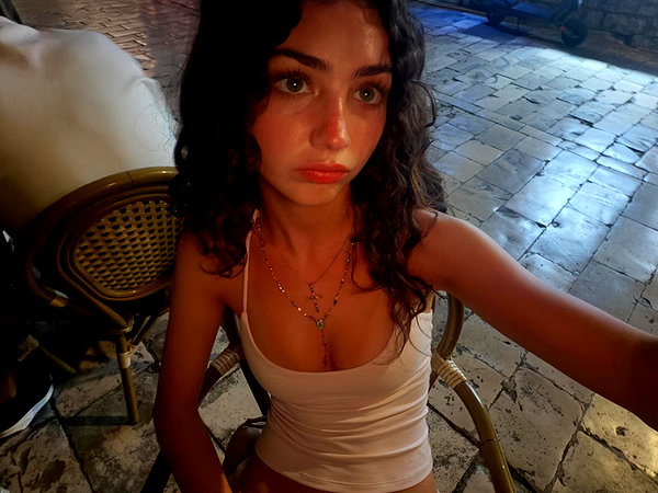 elizabrowne_ instagram image archive image