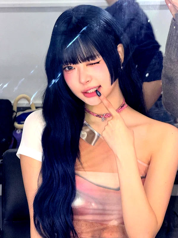 hhh.e_c.v instagram image archive image