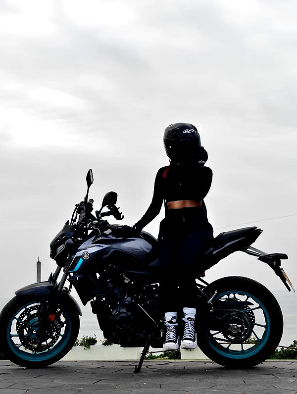 shanidahan7 instagram image archive image