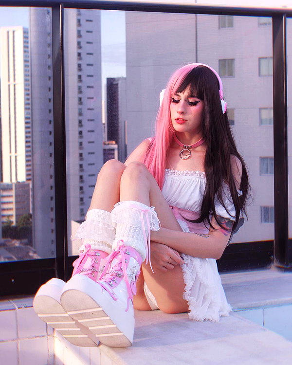 jadelaverne instagram image archive image