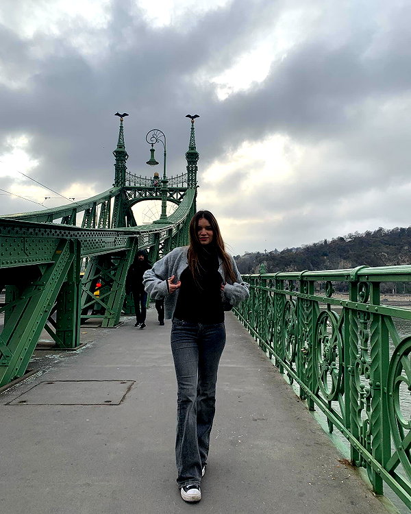 analuvillarreal instagram image archive image