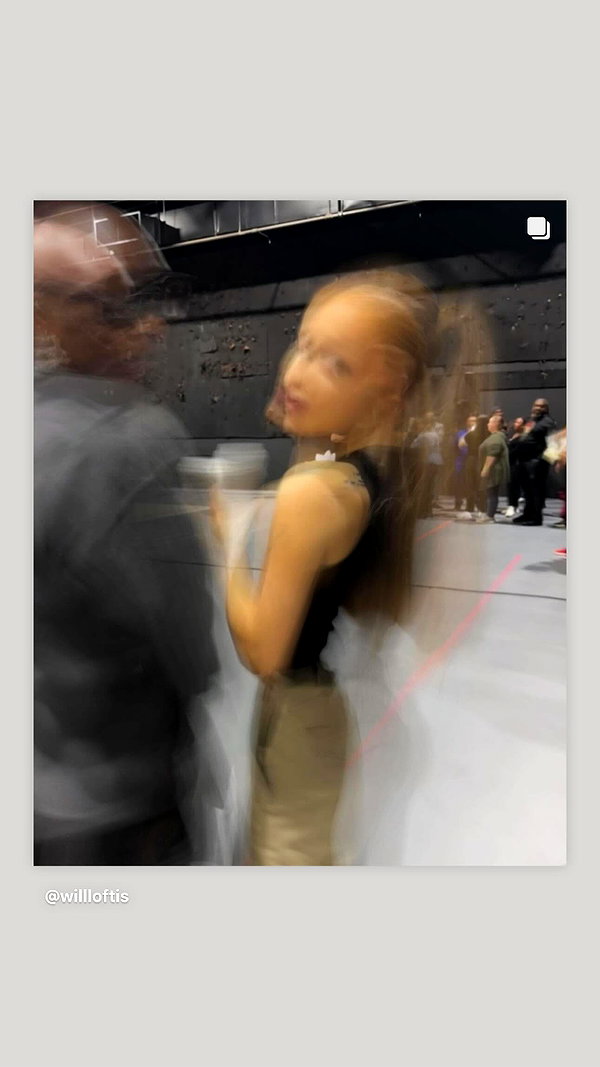 arianagrande instagram image archive image