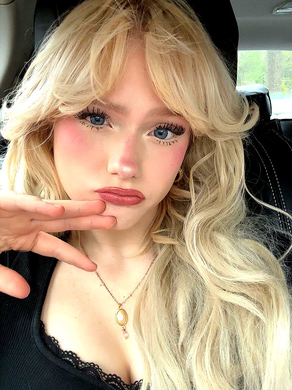 olivia.bolgerr instagram image archive image