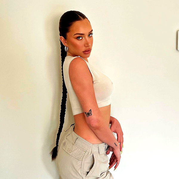 staskaranikolaou instagram image archive image